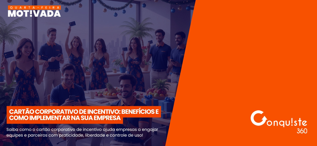 Equipe comemorando com cartão de incentivo corporativo em ambiente festivo