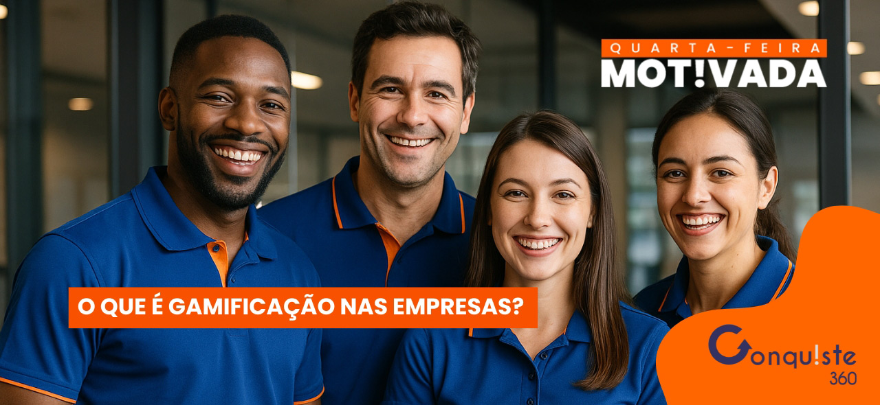 Gamificação nas empresas: o que é, como funciona e como aplicar Equipe de colaboradores sorrindo, ilustrando os benefícios da gamificação nas empresas para engajamento